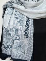 Sjaal romano wit met blauw bewerkt meer soorten sjaals, Kleding | Dames, Mutsen, Sjaals en Handschoenen, Ophalen of Verzenden