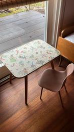 Vintage kindertafeltje, Huis en Inrichting, Tafels | Eettafels, Ophalen, Gebruikt, Vintage, Tot twee personen