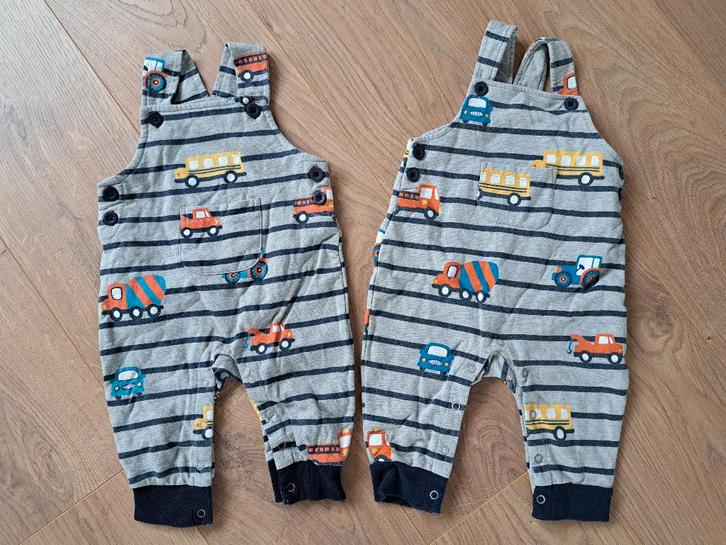 Tuinbroek jongens tweeling maat 68 - voor GOED DOEL, Kinderen en Baby's, Babykleding | Maat 68, Gebruikt, Jongetje, Setje, Ophalen of Verzenden