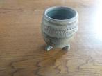 klein stenen vaasje/potje, Huis en Inrichting, Woonaccessoires | Vazen, Ophalen, Steen, Gebruikt, Overige kleuren