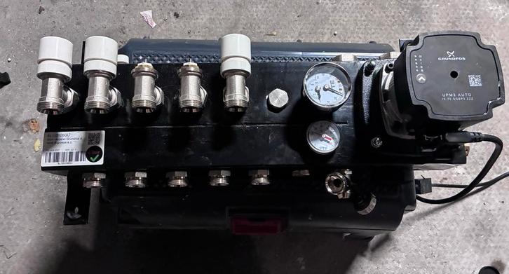 VTE Vloerverwarming Verdeler 5 Groepen met Pomp, Doe-het-zelf en Verbouw, Verwarming en Radiatoren, Gebruikt, Overige typen, 200 tot 500 watt