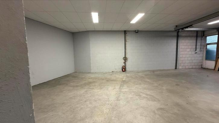 Te huur: opslagruimte centrum Dongen, Zakelijke goederen, Kantoor en Winkelinrichting | Magazijn, Stelling en Opslag, Ophalen