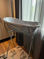 Zilvergrijs babybadje met toebehoren, Kinderen en Baby's, Badjes en Verzorging, Gebruikt, Badje, Standaard, Ophalen