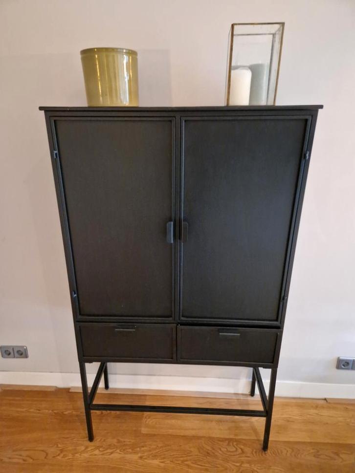 Zwarte metalen Buffetkast / Servieskast - Industrieel Design, Huis en Inrichting, Kasten | Buffetkasten, 150 tot 200 cm, 25 tot 50 cm