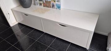 Wit gelakt dressoir/tv meubel beschikbaar voor biedingen