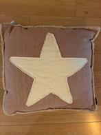 Mooi sierkussen met ster - Unique Living, Ophalen of Verzenden, Zo goed als nieuw, Beige, Vierkant