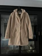Mooie teddy jas maat XS (valt al S), Ophalen of Verzenden, Zo goed als nieuw, Maat 34 (XS) of kleiner, Beige