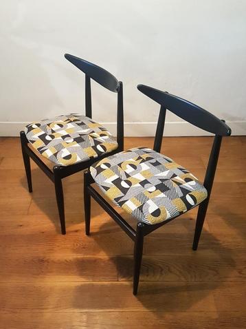 Elegante vintage stoel uit de jaren '50. beschikbaar voor biedingen