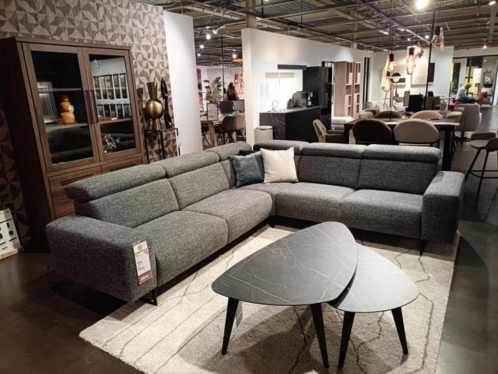 SHOWMODEL HOEKBANK BELIZE, Huis en Inrichting, Banken | Bankstellen, Zo goed als nieuw, Hoekbank, Vierpersoons of meer, 250 tot 300 cm