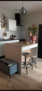 Losstaand kookeiland Beige op maat gemaakt  met wandpanelen, Huis en Inrichting, Keuken | Complete keukens, Ophalen, Zo goed als nieuw
