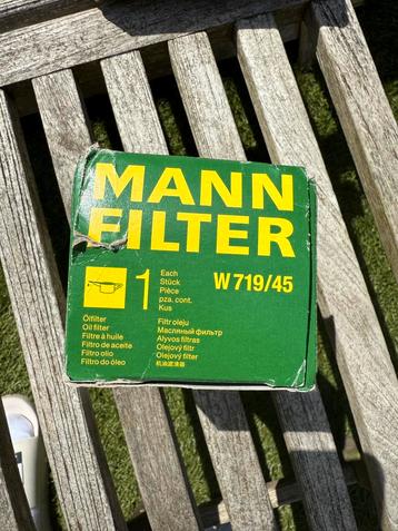 Olie filter MANN FILTER Audi / VW / Seat/ Skoda beschikbaar voor biedingen