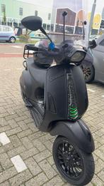 Vespa sprint 80cc, Fietsen en Brommers, Scooters | Vespa, Ophalen, Gebruikt, Overige modellen, Maximaal 45 km/u