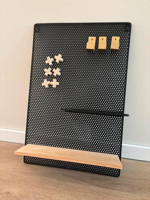 Metalen Magneetbord met Houten Plank, Huis en Inrichting, Woonaccessoires | Memoborden, Zo goed als nieuw, Magneetbord, Ophalen of Verzenden