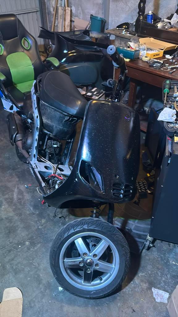 Zip type 3 project, Fietsen en Brommers, Scooters | Piaggio, Zip, Tweetakt, Ophalen