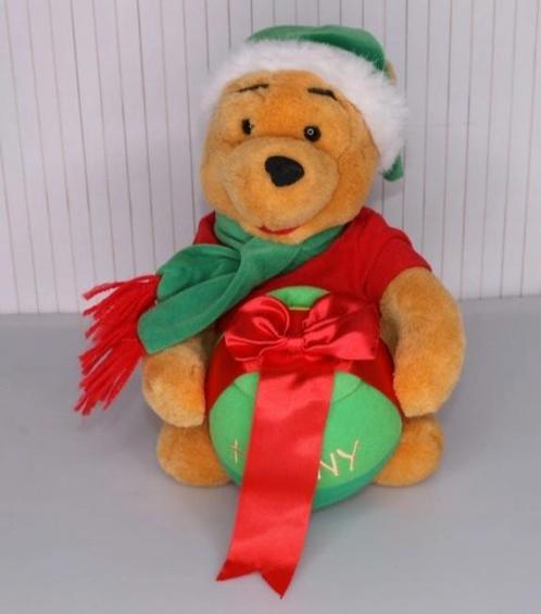 Winnie de Poeh kerstmuts kerstknuffel met honingpot Kerst, Verzamelen, Disney, Zo goed als nieuw, Knuffel, Winnie de Poeh of vrienden