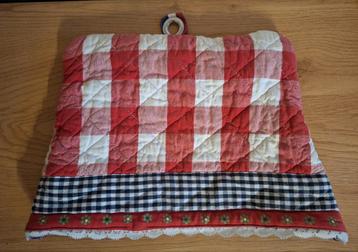 Blond theemuts beschikbaar voor biedingen