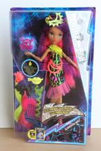 Monster High Clawdeen Wolf - Electrified #DVH70 (NRFB), Ophalen of Verzenden, Nieuw, Fashion Doll