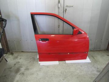 Rechter voordeur BMW E36 (3 serie BJ 1990 tot 1999} beschikbaar voor biedingen