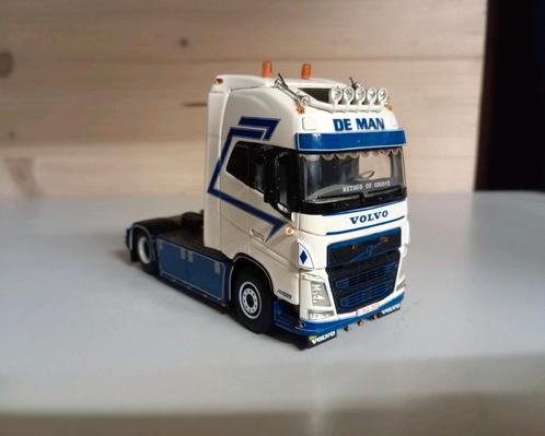 Volvo FH De Man transport WSI, Hobby en Vrije tijd, Modelauto's | 1:50, Zo goed als nieuw, Bus of Vrachtwagen, Wsi, Ophalen of Verzenden