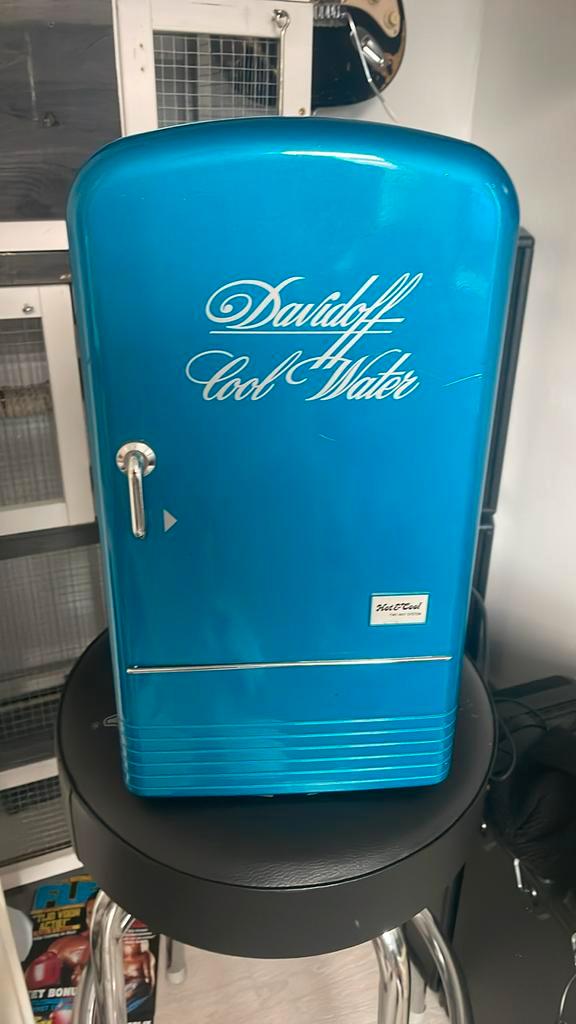 Davidoff coolwater mini koelkast, Verzamelen, Automaten | Overige, Zo goed als nieuw, Ophalen of Verzenden
