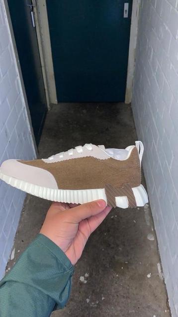 Hermes Bruine Sneakers Dames Maat 37-40 beschikbaar voor biedingen