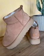 Ugg platform chestnut, Kleding | Dames, Schoenen, Verzenden, Nieuw, Bruin, Pantoffels of Sloffen