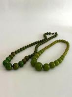 2 mooie Groen Bakeliet - Catalin Kettingen, Sieraden, Tassen en Uiterlijk, Antieke sieraden, Verzenden, Overige materialen, Ketting