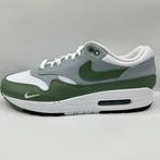 Nike Air Max 1 Spiral Sage (maat 44), Overige kleuren, Nieuw, Ophalen of Verzenden, Sneakers of Gympen