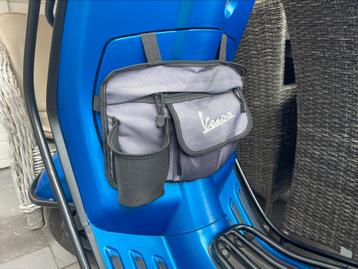 Vespa tasje antraciet grijs beschikbaar voor biedingen