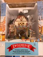 Dickensville King's Pub Kersthuisje, Overige materialen, Bruin, Ophalen of Verzenden, Zo goed als nieuw