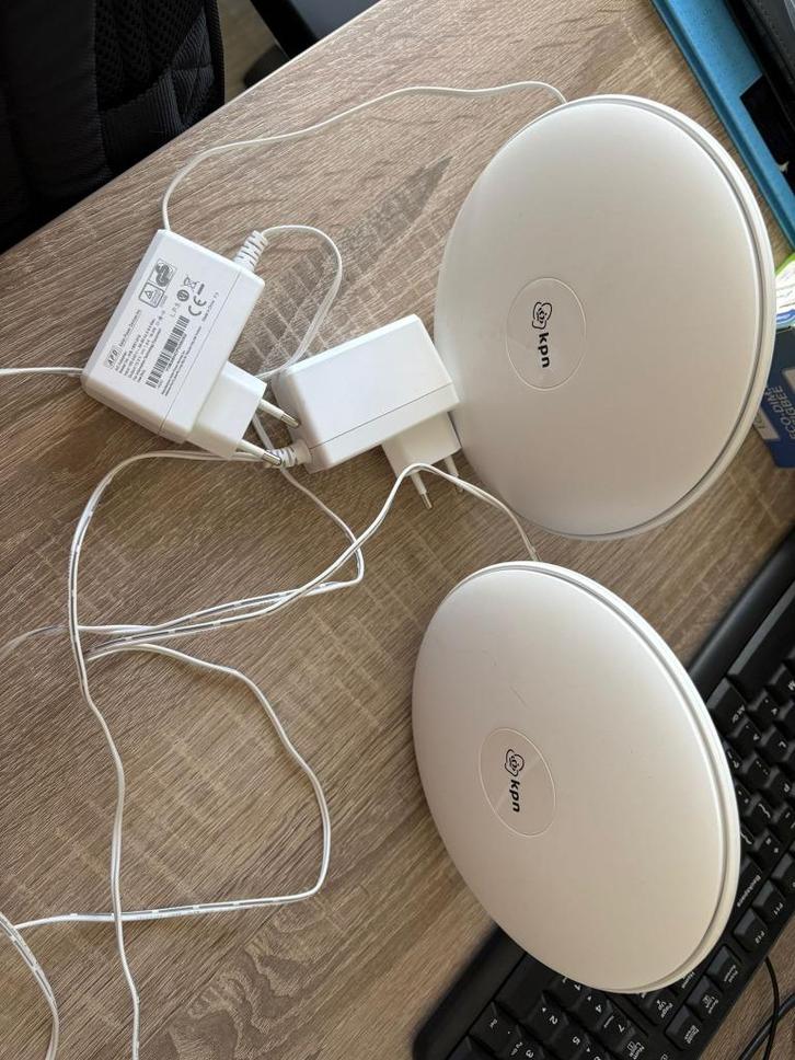 2x KPN SuperWifi Punten (wit), Computers en Software, WiFi-versterkers, Gebruikt, Ophalen