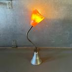 post modern design jaren 80 90 kunststof flower tulp lamp, Huis en Inrichting, Lampen | Tafellampen, 50 tot 75 cm, Post modern