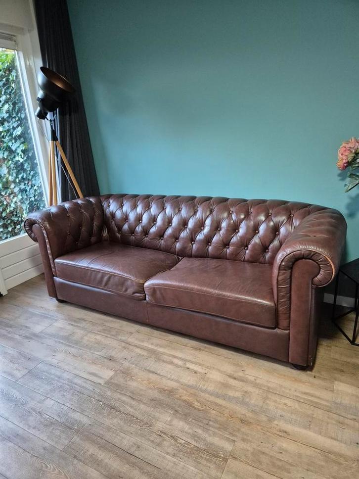 Chesterfield Bank Cognac Leer, Huis en Inrichting, Banken | Bankstellen, Gebruikt, Rechte bank, Driepersoons, 200 tot 250 cm, 75 tot 100 cm