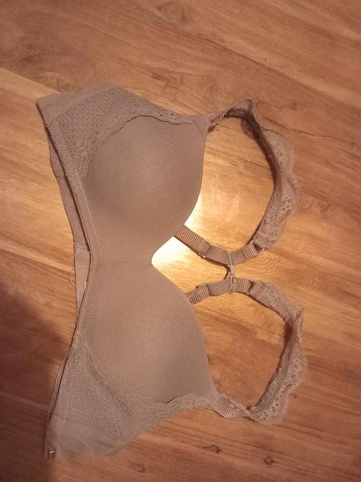 Livera BH 70A paars, Kleding | Dames, Ondergoed en Lingerie, BH, Paars, Ophalen of Verzenden