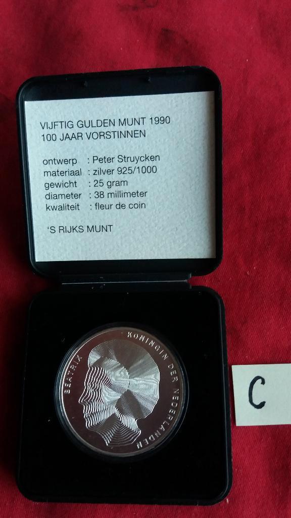 Vijftig  gulden munt FDC 1990 voor 45 euro, Postzegels en Munten, Munten | Nederland, Losse munt, 5 gulden, Koningin Beatrix, Zilver