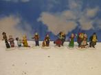 8 stuks porseleinen lemax poppetjes kerstdorp figurines, Diversen, Kerst, Ophalen of Verzenden