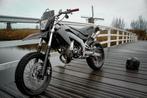 Aprilia SX50, Fietsen en Brommers, Ophalen, 6 versnellingen, Maximaal 45 km/u, Zo goed als nieuw