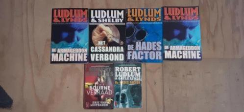 11 robert ludlum - altman code - armageddon - bourne bedrog, Boeken, Thrillers, Gelezen, Nederland, Ophalen