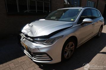 Volkswagen Golf Variant 1.0 eTSI Life (bj 2021, automaat) beschikbaar voor biedingen