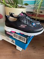 Nieuwe skechers go walk schoenen maat 39, Kleding | Dames, Schoenen, Skechers, Zwart, Nieuw, Ophalen of Verzenden