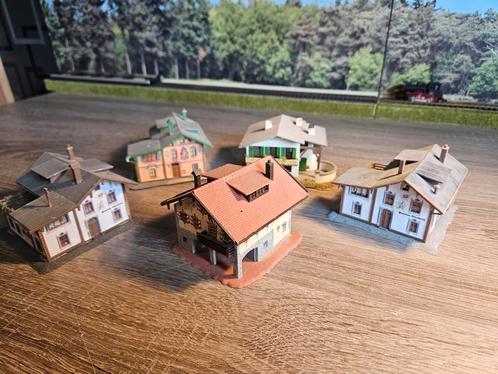 5 altstadthuisjes Pension N spoor trein 1:160, Hobby en Vrije tijd, Modeltreinen | N-Spoor, Gebruikt, Brug, Tunnel of Gebouw, Gelijkstroom of Wisselstroom