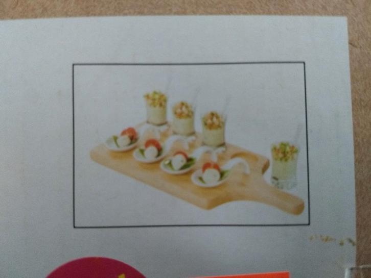 Amuseset: 2x, nieuw nooit gebruikt., Huis en Inrichting, Keuken | Servies, Nieuw, Overige typen, Overige stijlen, Ophalen