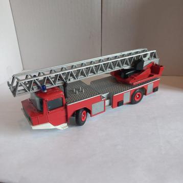 IVECO  Magirus Deutz  brandweer. beschikbaar voor biedingen
