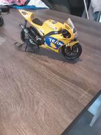 Valentino Rossi Minichamps Yamaha Team model 1:10, Ophalen of Verzenden, Motor