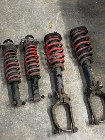 Set schokbrekers Alfa Romeo 159 met eibach verlagingsveren beschikbaar voor biedingen