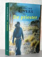 Francine Rivers - De priester (het verhaal van Aaron), Ophalen of Verzenden, Zo goed als nieuw, Nederland