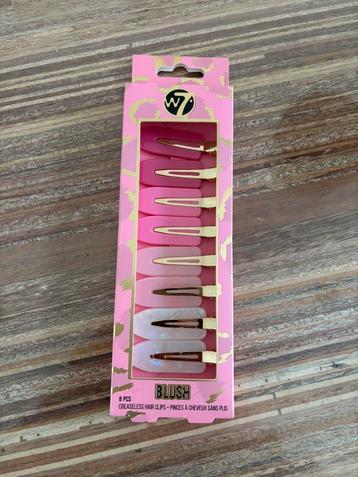 W7 Creaseless Hair Clips in de 'Blush' variant beschikbaar voor biedingen