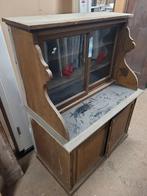 Antiek medicijnkast, Ophalen