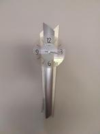 Zilver kleurige Wand Klok, Ophalen