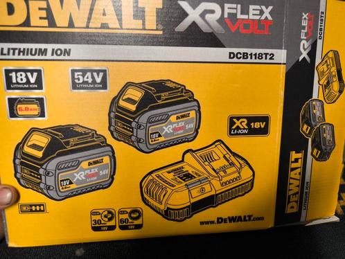 DeWALT DCB118T2-QW, Audio, Tv en Foto, Accu's en Batterijen, Nieuw, Ophalen